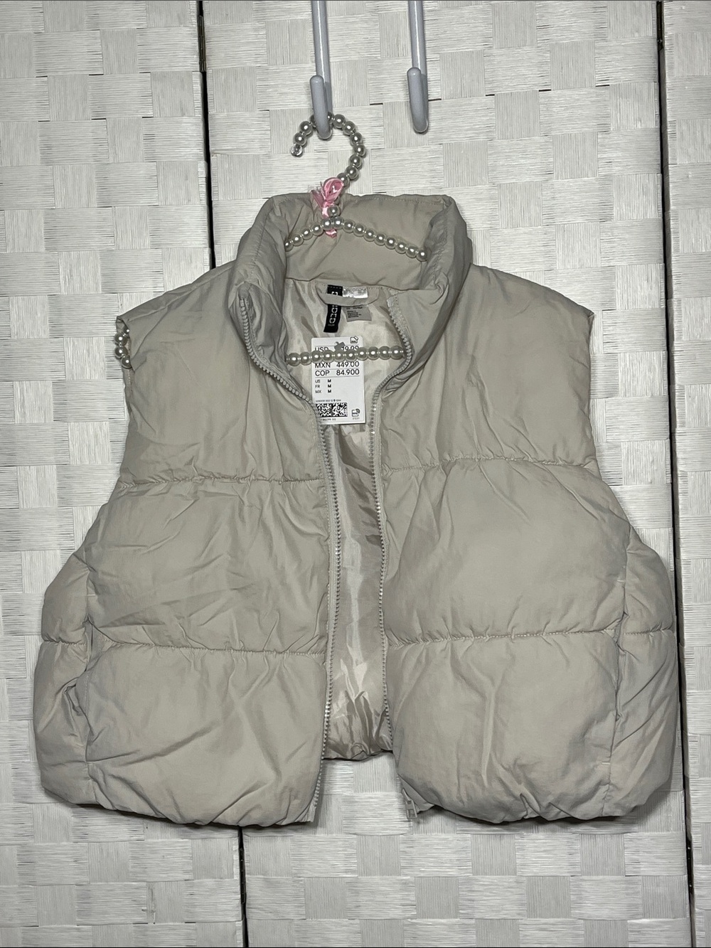 H&M Cream Quilted Puffer Vest